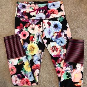High-waisted floral leggings